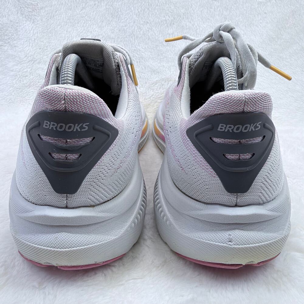 Brooks Ghost 17 Womens Running Shoes Oyster Apricot Pink Size 12 Athletic Shoe - Picture 4 of 10